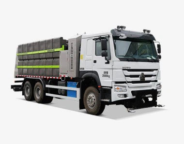 Wet Snow Removal Truck